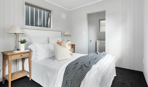 Compact Cabin